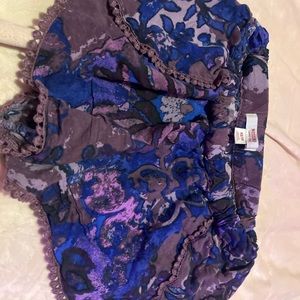 Mossimo Flowered shorts